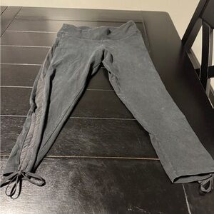 Victoria's Secret Sport Black Capris with Tie Accents size medium